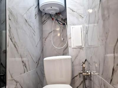 квартира за адресою Михайла Драгоманова вул. (Димитрова), 54