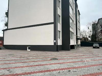 квартира за адресою Центральна вул., 16