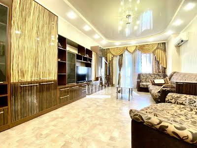 квартира за адресою Федора Ернста вул., 16В