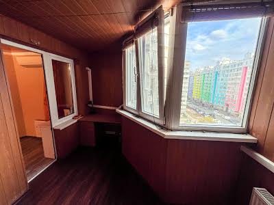квартира за адресою Теплична вул., 38