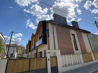 будинок за адресою Володимира Яновича вул., 12
