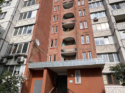квартира за адресою Рональда Рейгана вул., 9-Д