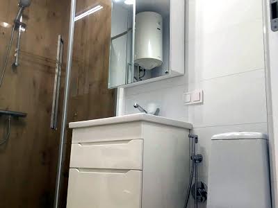 квартира по адресу Драгоманова ул., 10
