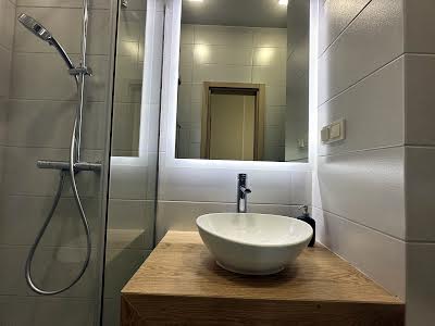 квартира за адресою Зарічна вул., 1-В