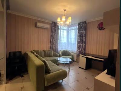 квартира за адресою Осіння вул., 33