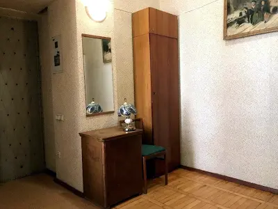 квартира за адресою Верховної Ради бульв., 13