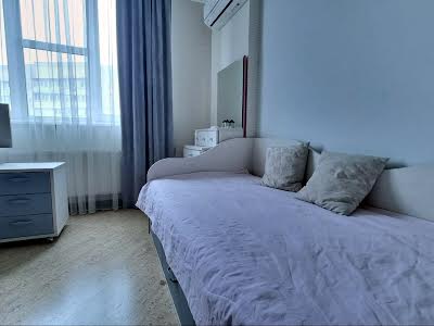 квартира за адресою Федора Ернста вул., 16-Б