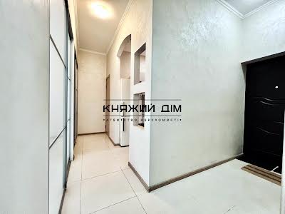квартира по адресу Уинстона Черчилля ул. (Красноткацкая), 43