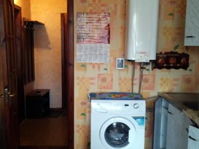 квартира по адресу Пирогівський Шлях ул. (Червонопрапорна), 42