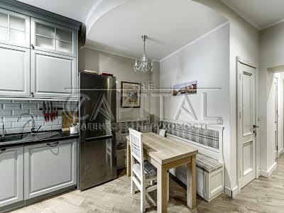 квартира за адресою Князів Острозьких вул. (Московська), 5 2а