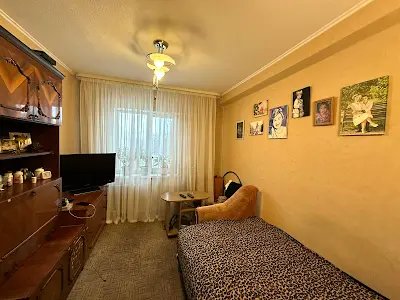 квартира за адресою Жуля Верна бульв. (Ромена Роллана), 4