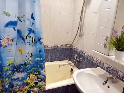 квартира за адресою Романа Шухевича просп. (Генерала Ватутіна), 26