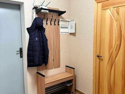 квартира за адресою Ревуцького вул., 40-В