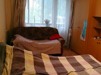 квартира за адресою Г.Хоткевича, 52