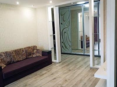 квартира за адресою Васильченка вул., 3