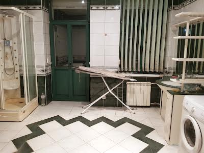 квартира за адресою Івана Мазепи вул. (Січневого Повстання), 14