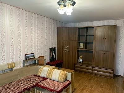 квартира за адресою Михайла Максимовича вул. (Онуфрія Трутенка), 7-В