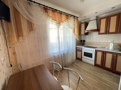квартира за адресою Миколи Закревського вул., 5