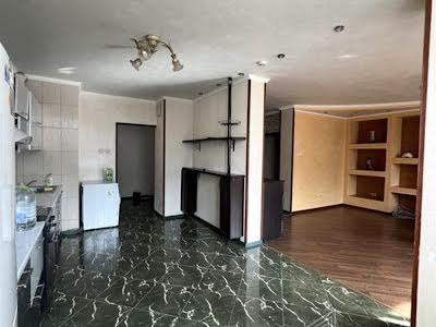 квартира за адресою Срібнокільська вул., 1