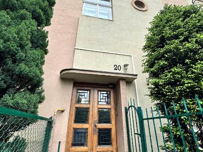 квартира за адресою Остапа Луцького вул., 20