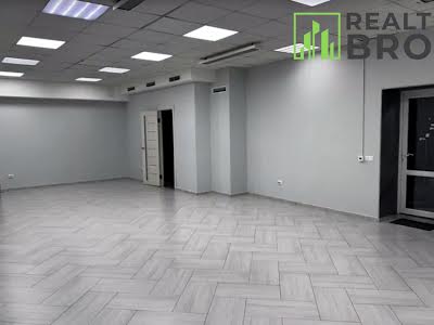 комерційна за адресою Зарічанська вул., 1