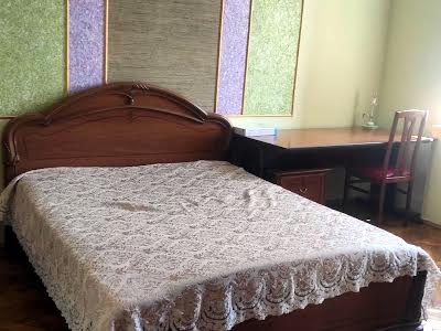 квартира за адресою Лисенка вул., 4