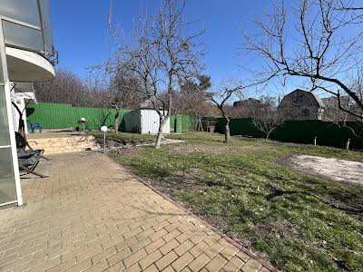 будинок за адресою вул. Ягідна