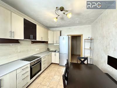 квартира за адресою Смілянська вул., 15