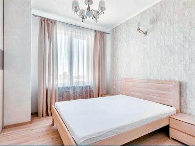 квартира по адресу Ревуцкого ул., 40-Б