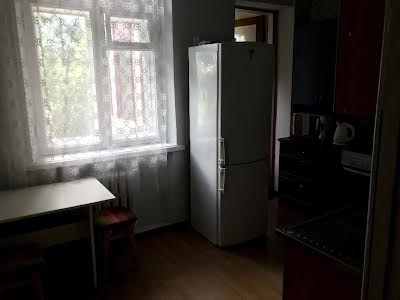 квартира за адресою Верховної Ради бульв., 13