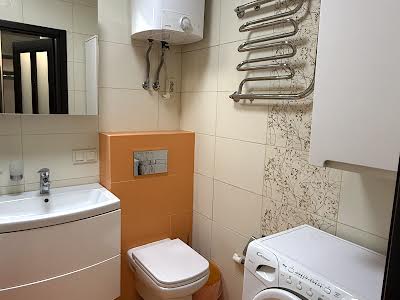 квартира за адресою Регенераторна вул., 4 к2-8