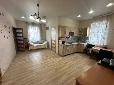 дом по адресу Шкільна