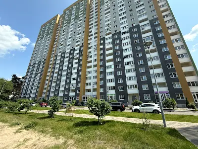 квартира за адресою Миколи Вінграновського вул., 2