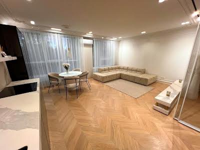 квартира за адресою Кудрявська вул., 24а