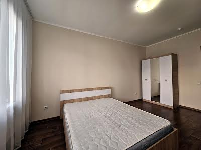 квартира по адресу Ревуцкого ул., 54-Б