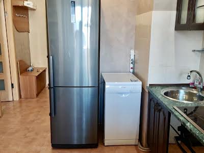 квартира за адресою Райдужний масив вул., 4
