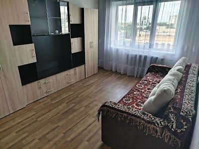 квартира за адресою Раїси Окіпної вул., 9