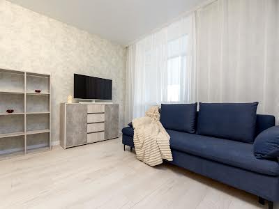 квартира за адресою Польова вул., 73