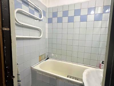 квартира за адресою Авраменка вул., 22