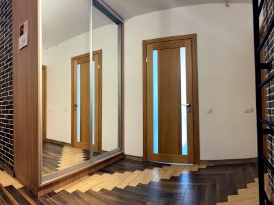 квартира за адресою Демнянська вул., 3