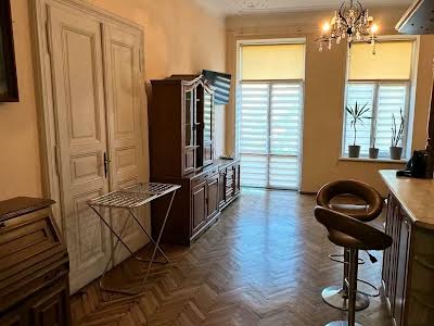 квартира за адресою Генерала Тараса Чупринки вул. (Пушкіна), 42