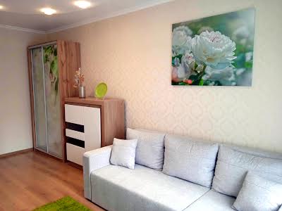 квартира за адресою Бориса Гмирі вул., 20