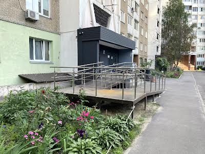 квартира по адресу Академика Заболотного ул., 30