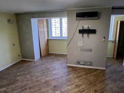 квартира за адресою Оноре де Бальзака вул., 65
