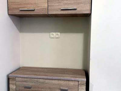 квартира за адресою Братів Міхновських вул. (), 34