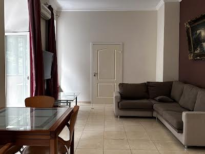 квартира за адресою Шота Руставелі вул., 33-Б