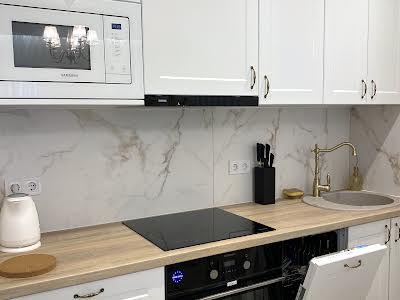 квартира за адресою Михайла Максимовича вул. (Онуфрія Трутенка), 28-Б