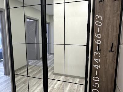 квартира за адресою Дніпровська набережна вул., 18-А