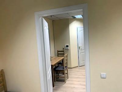 квартира за адресою Набережно-Хрещатицька вул., 3-А
