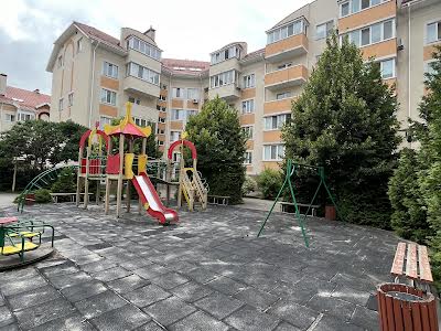 квартира за адресою Богдана Хмельницького вул., 1-В